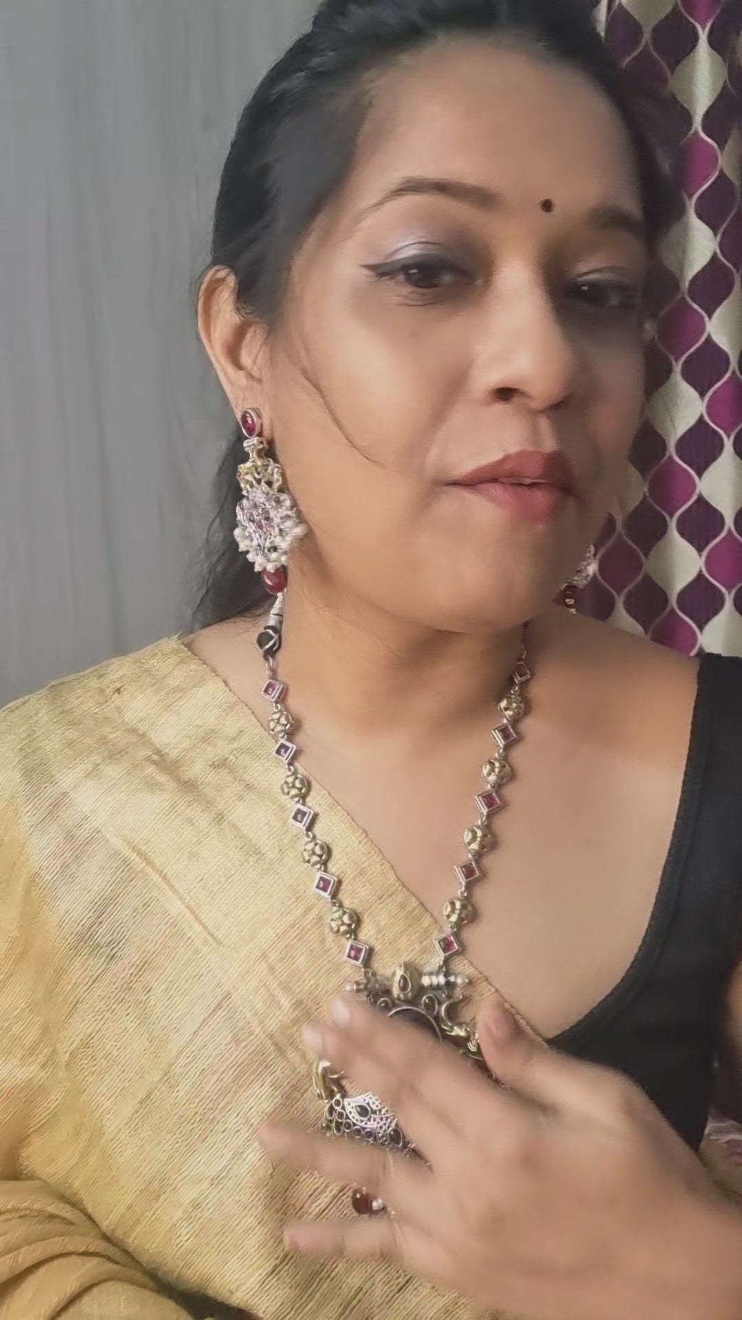 Banhita Necklace set