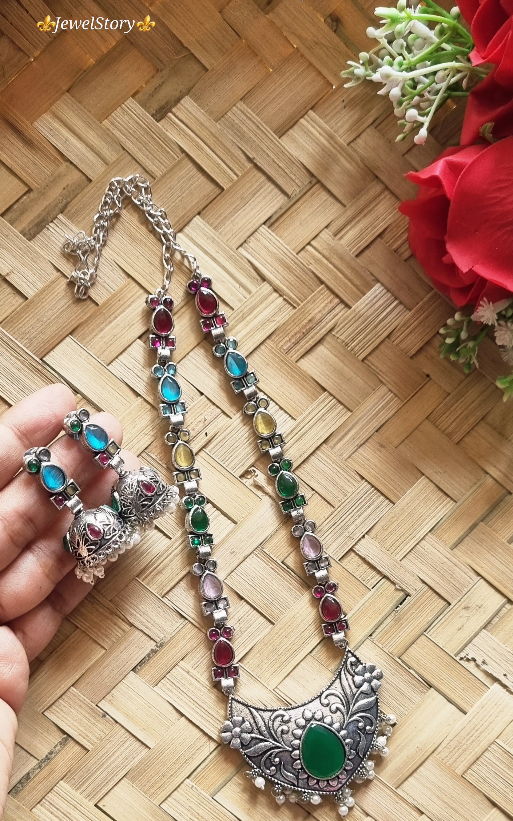 Mandira Necklace set