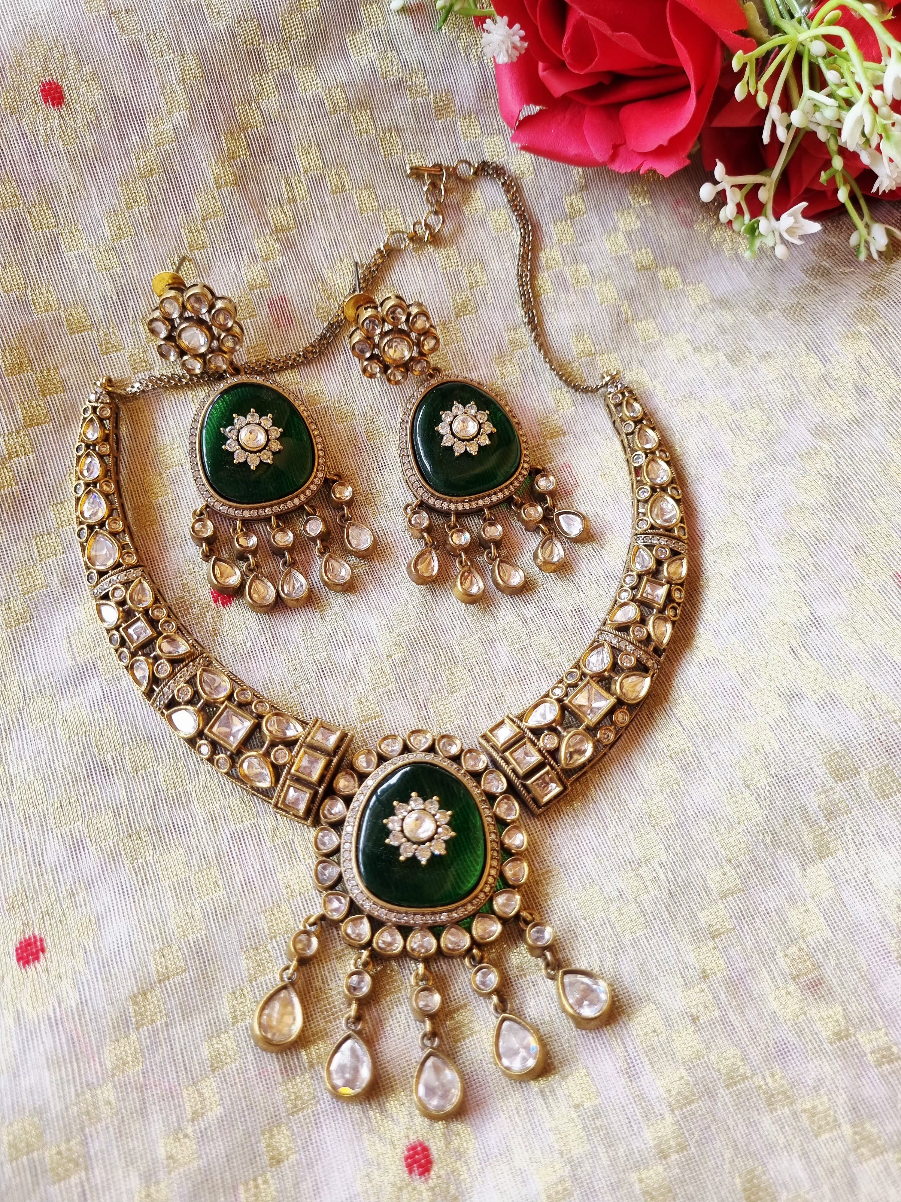 Subashree Necklace set