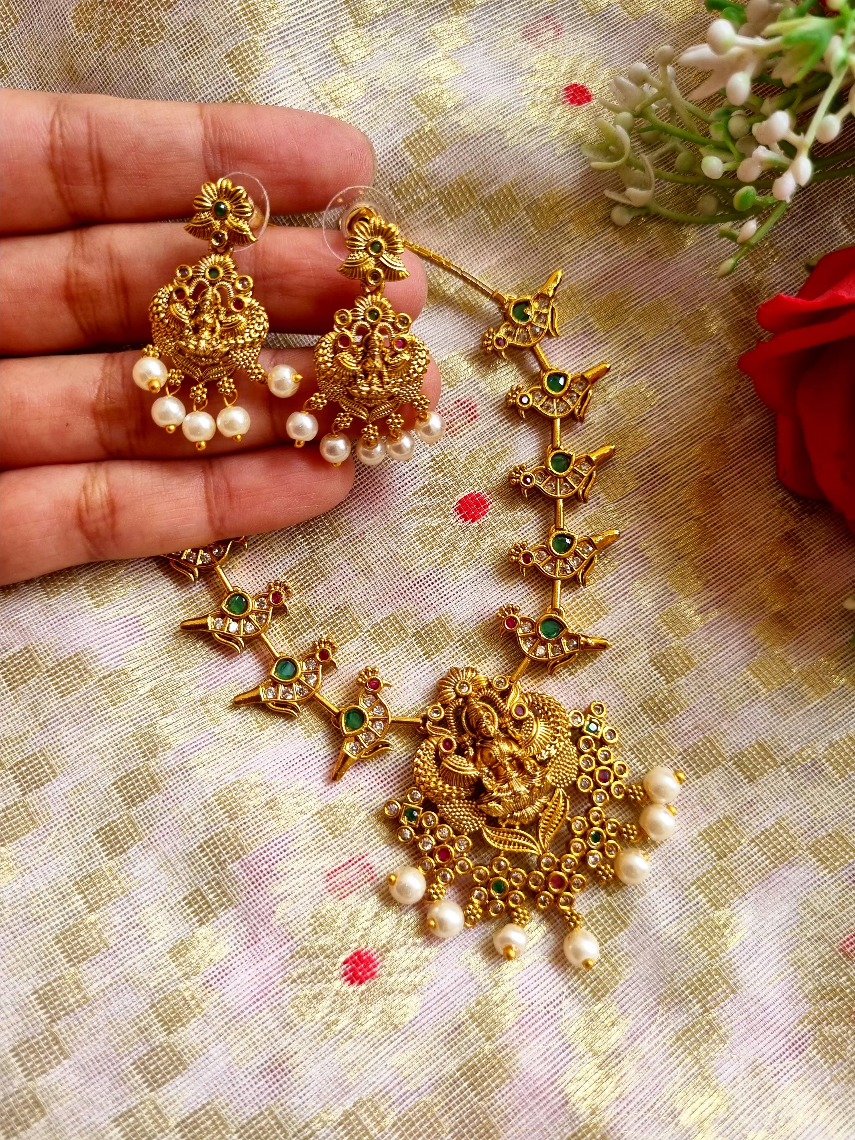 Lakshmi Necklace Set