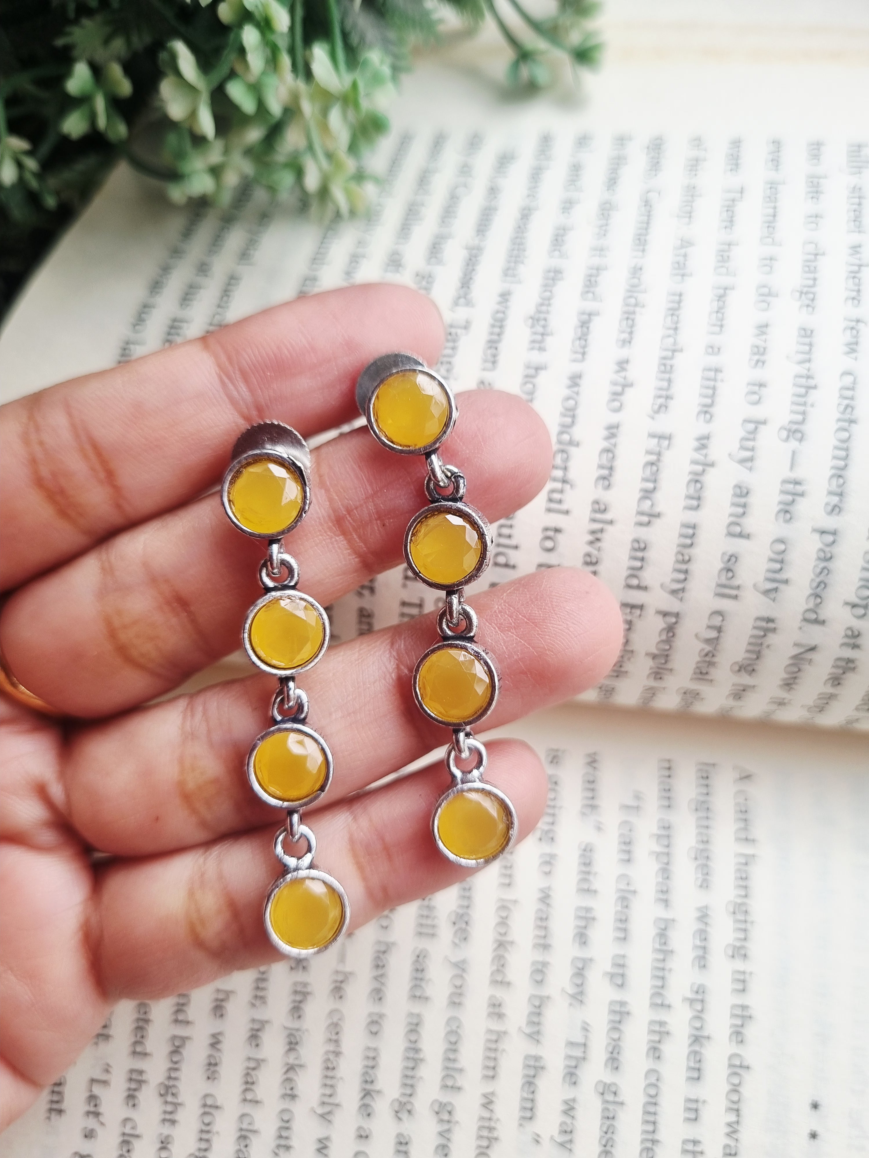 Ila Earring