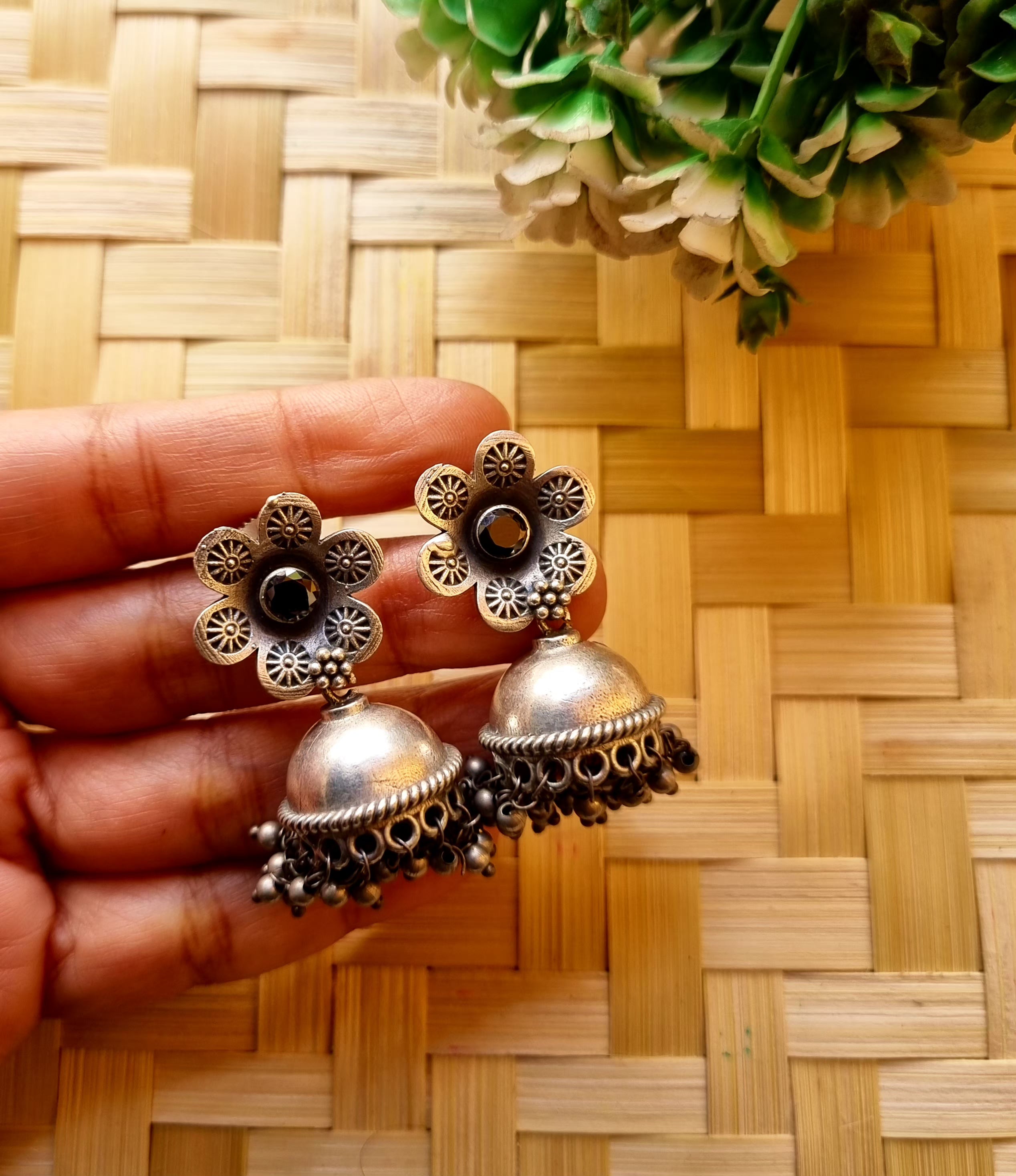 Floral Jhumka