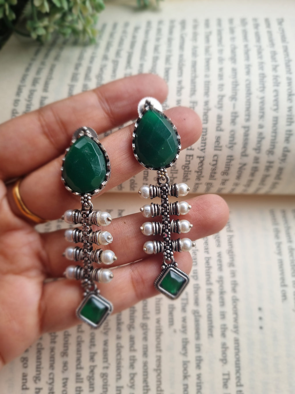 Bindu Earring