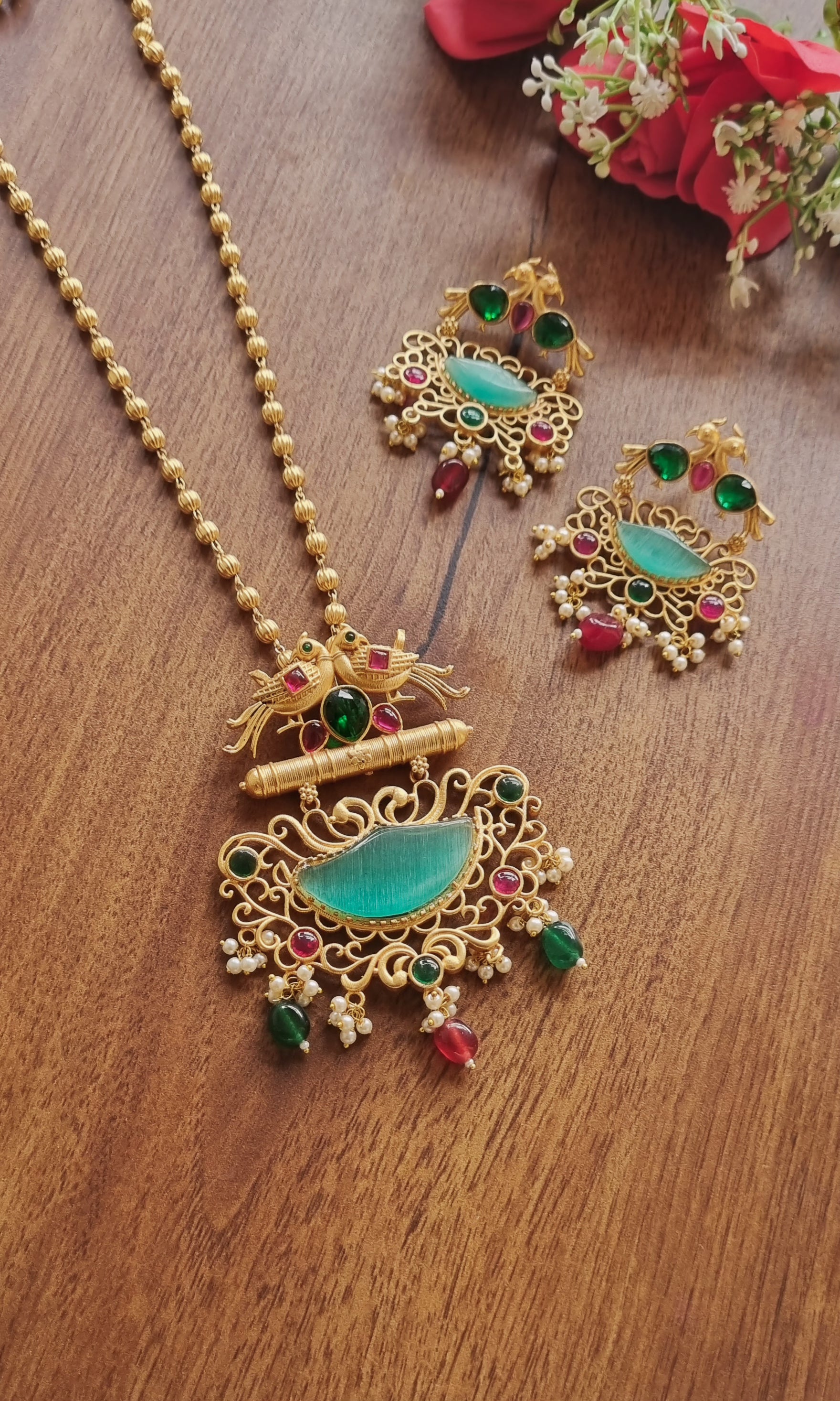 Panchi Pendant Set