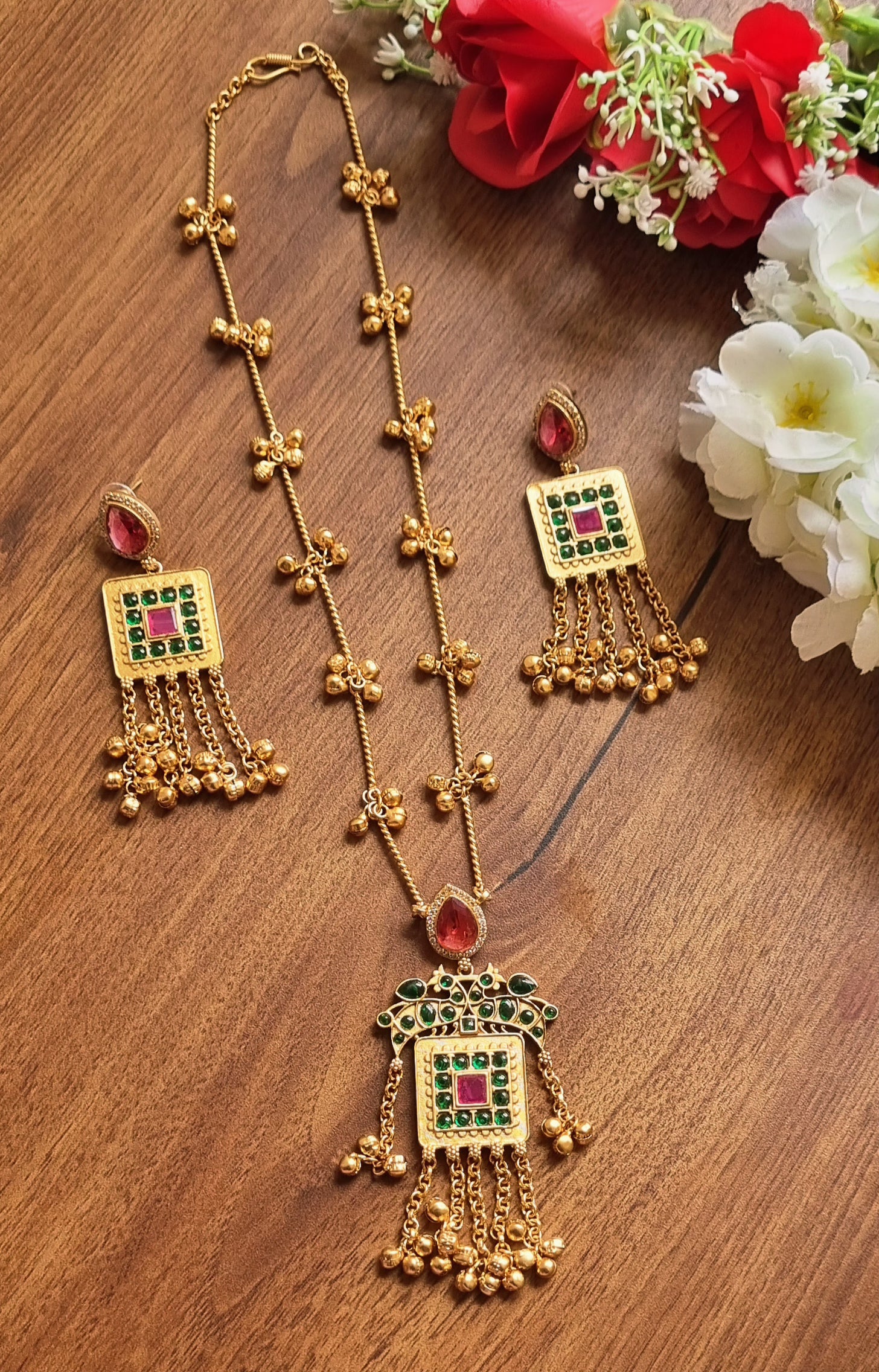 Manvi Necklace set