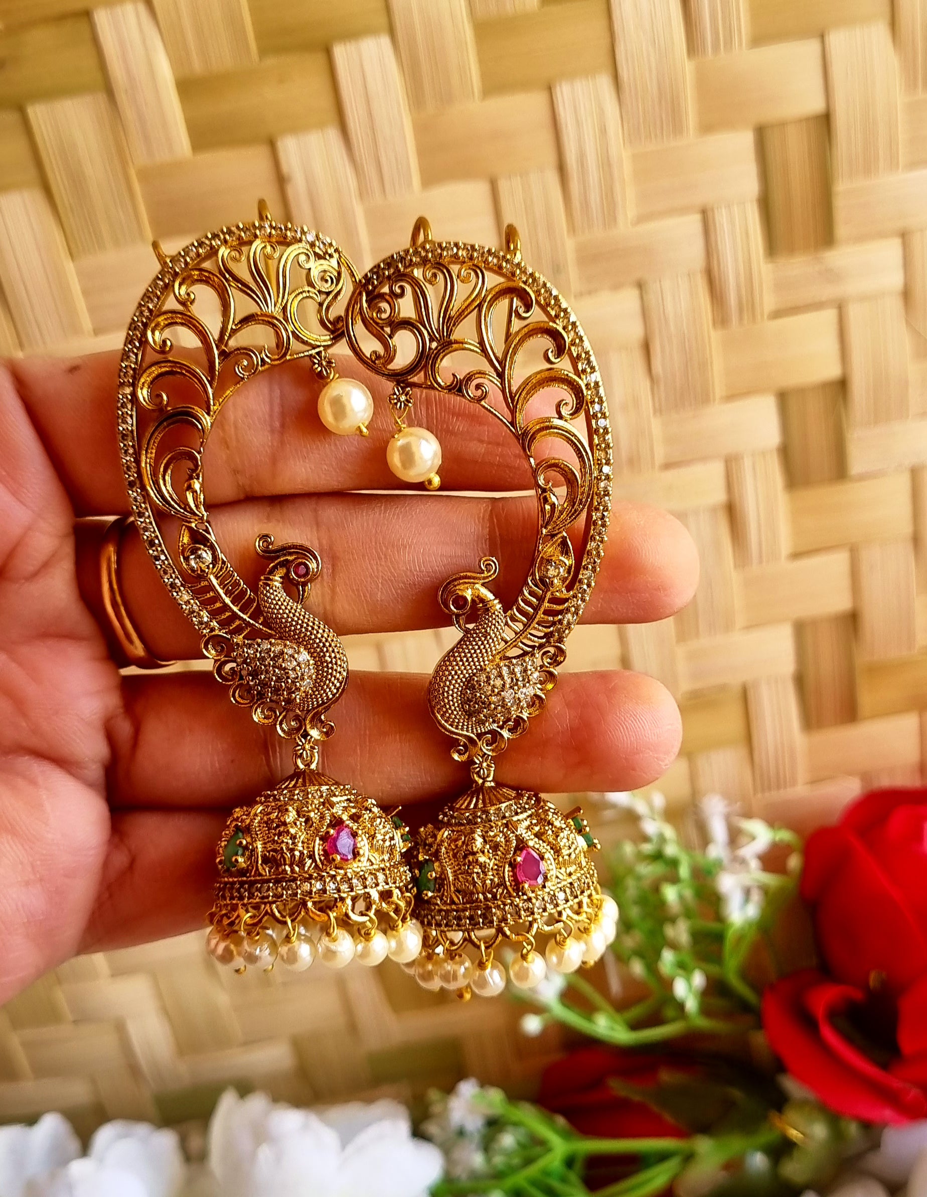 Moyuri Earcuff Jhumka