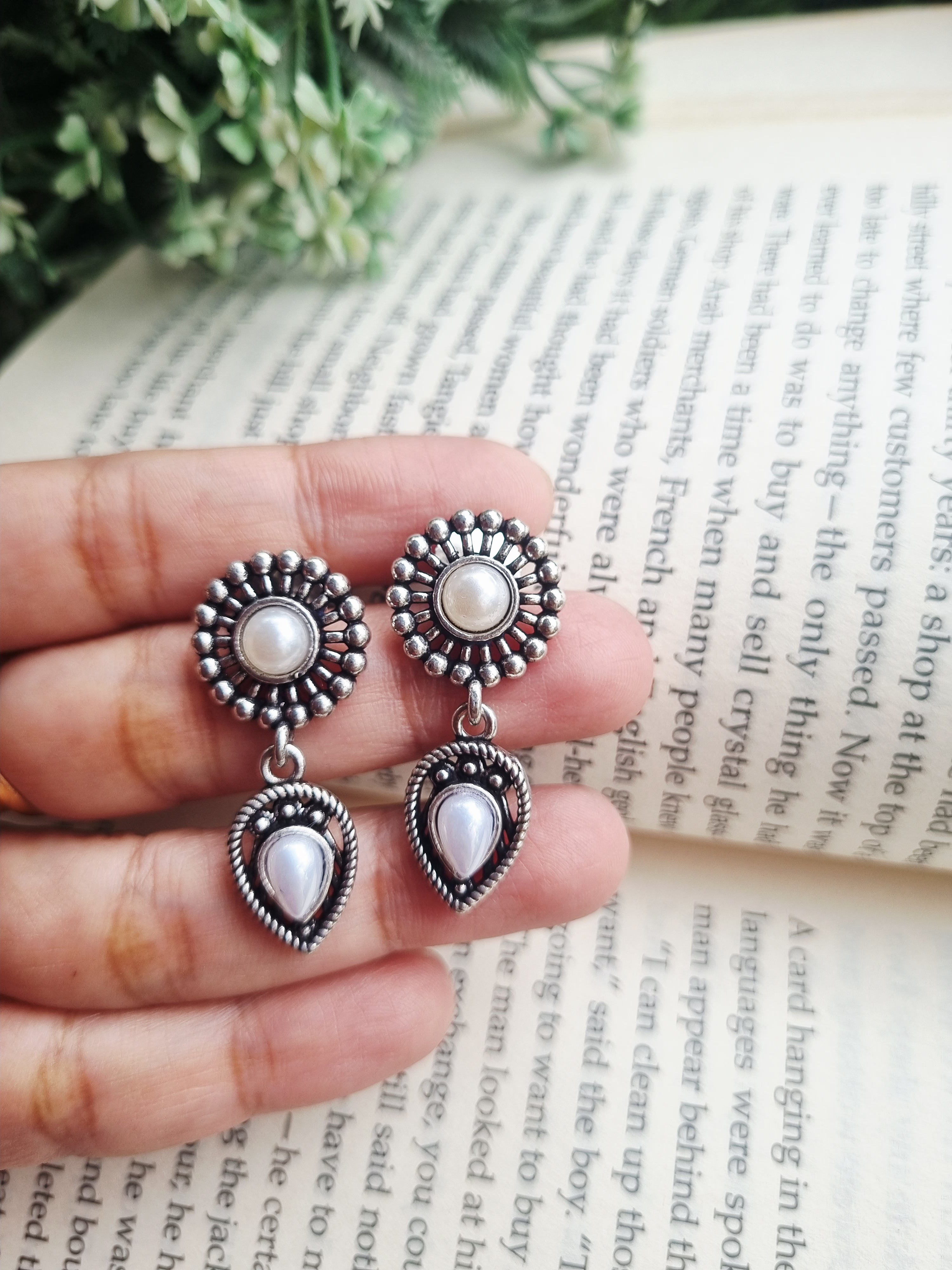 Idrita Stud Earring