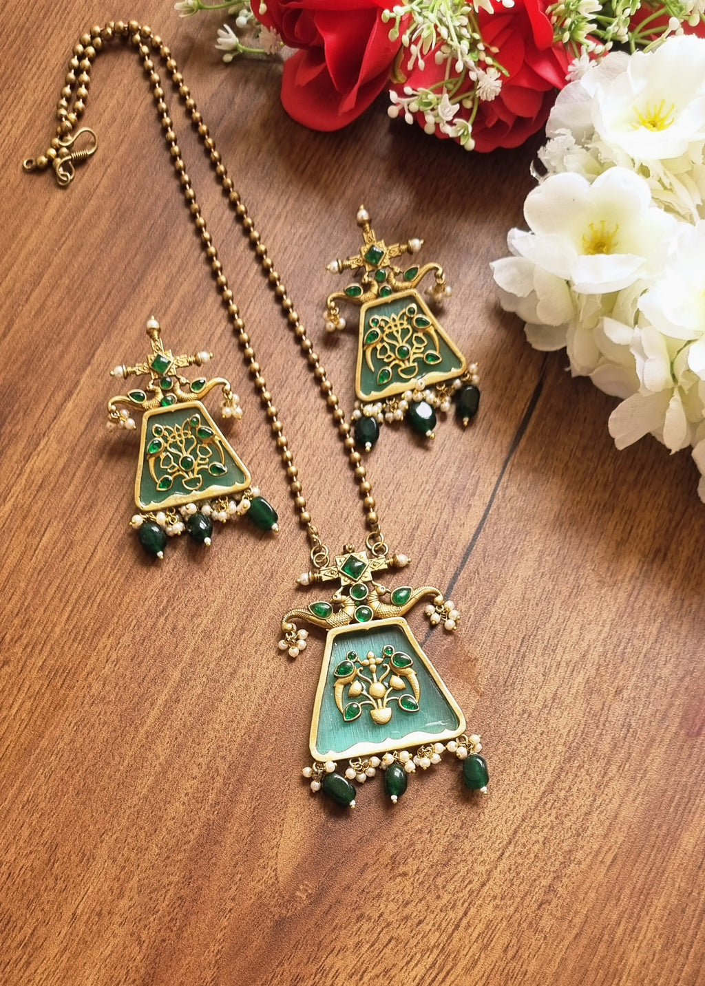 Tribal Pendant Set