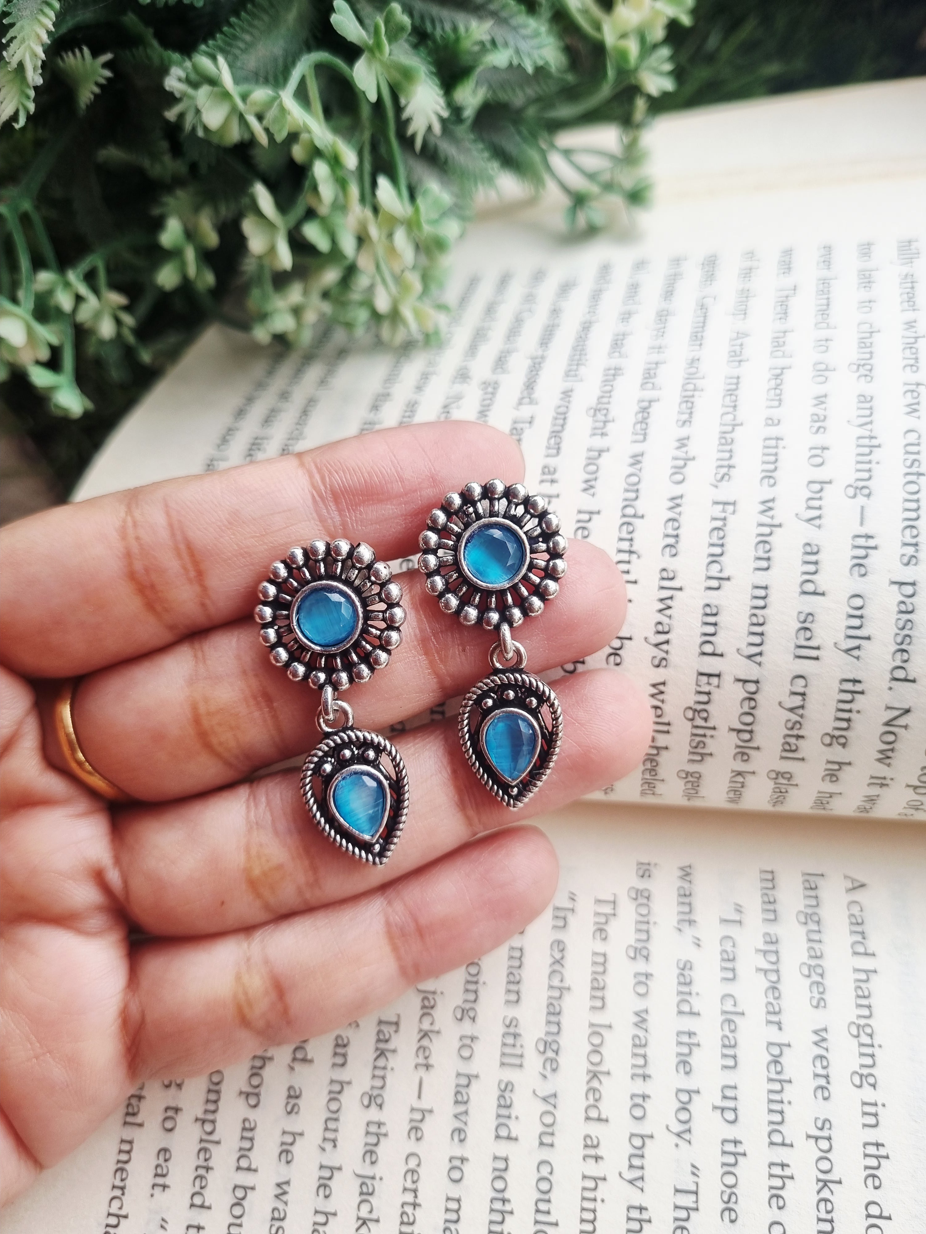 Idrita Stud Earring