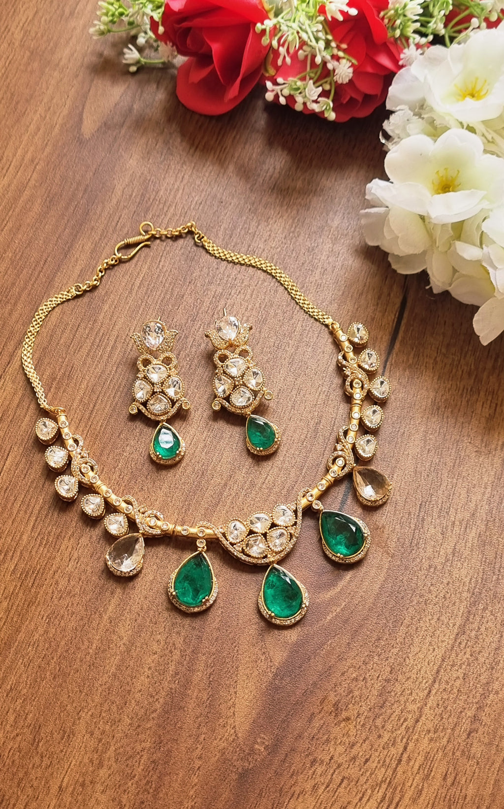 Divya Neckline set