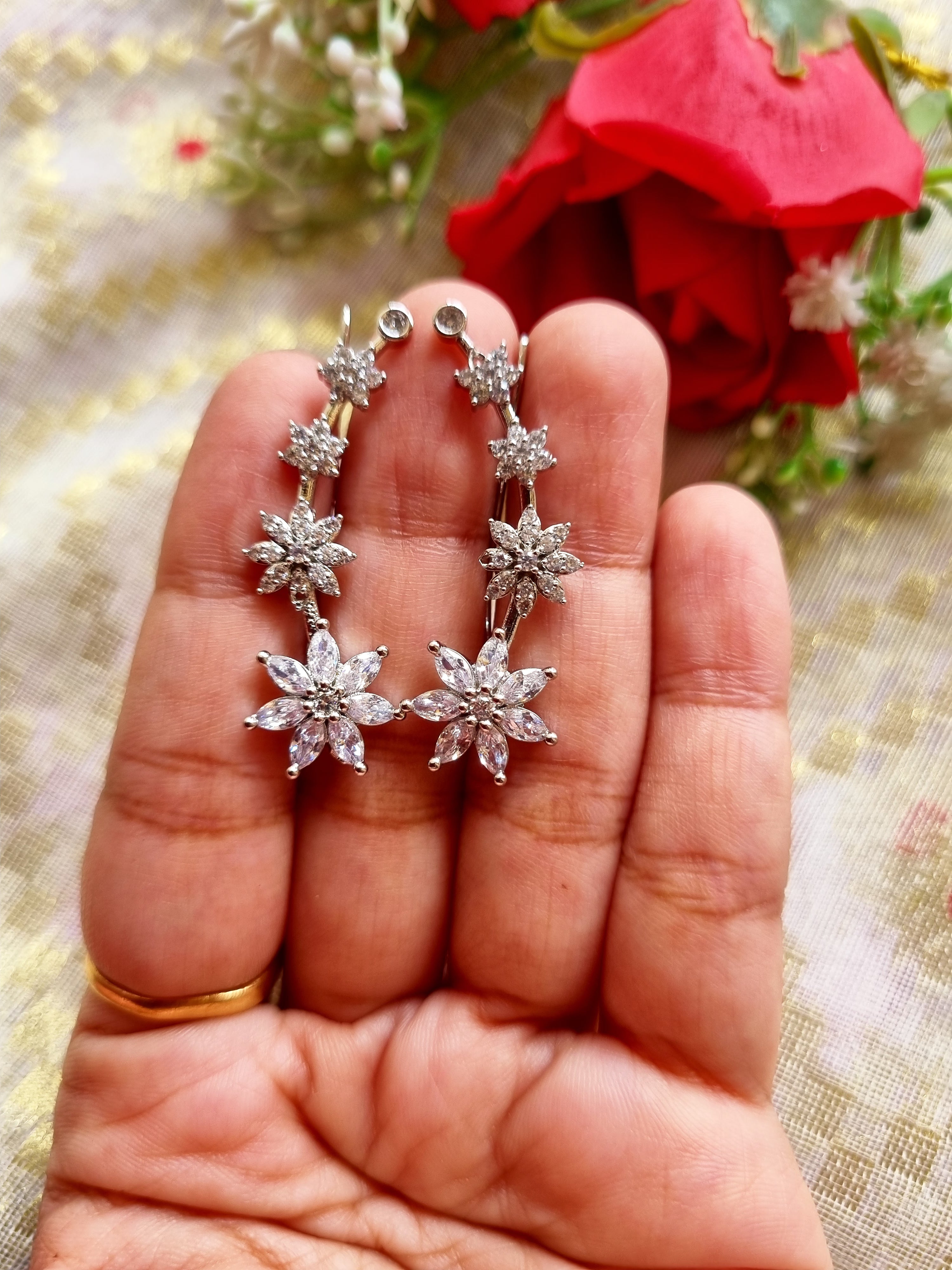 Tara Earcuff