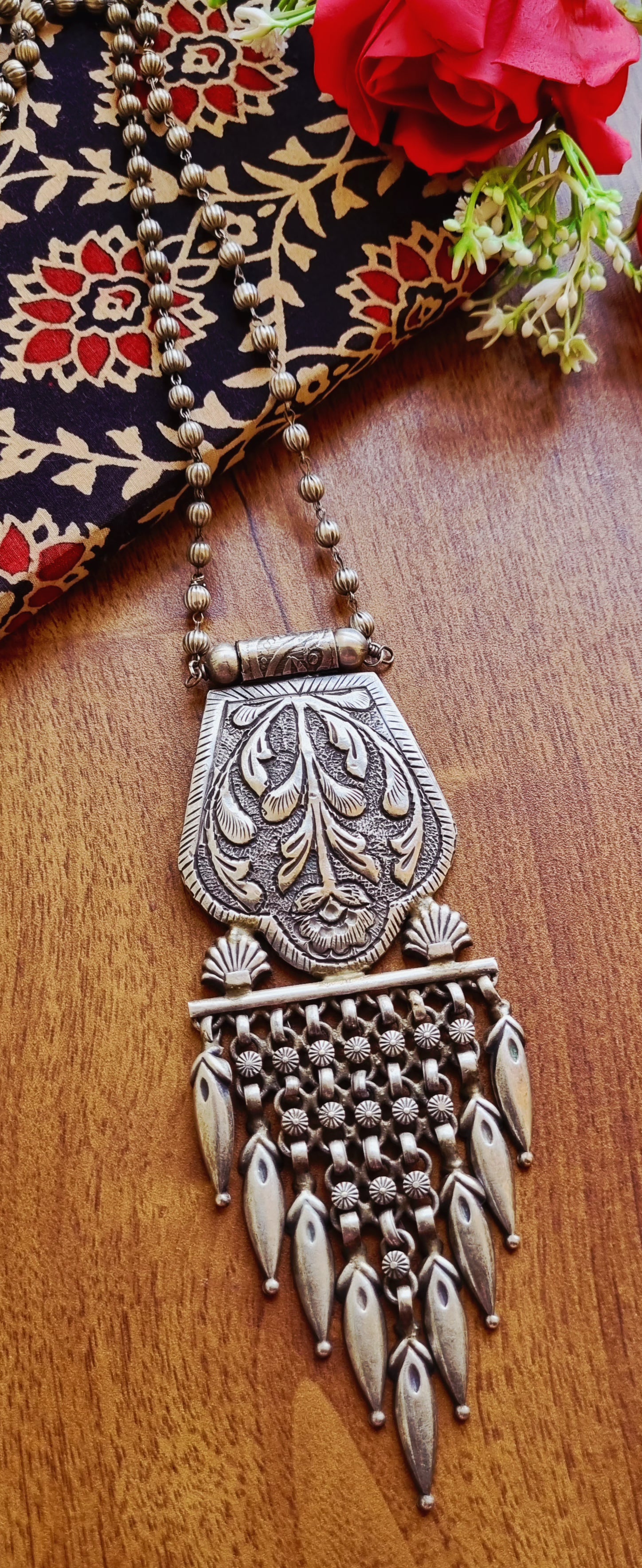 Chitai Long Necklace