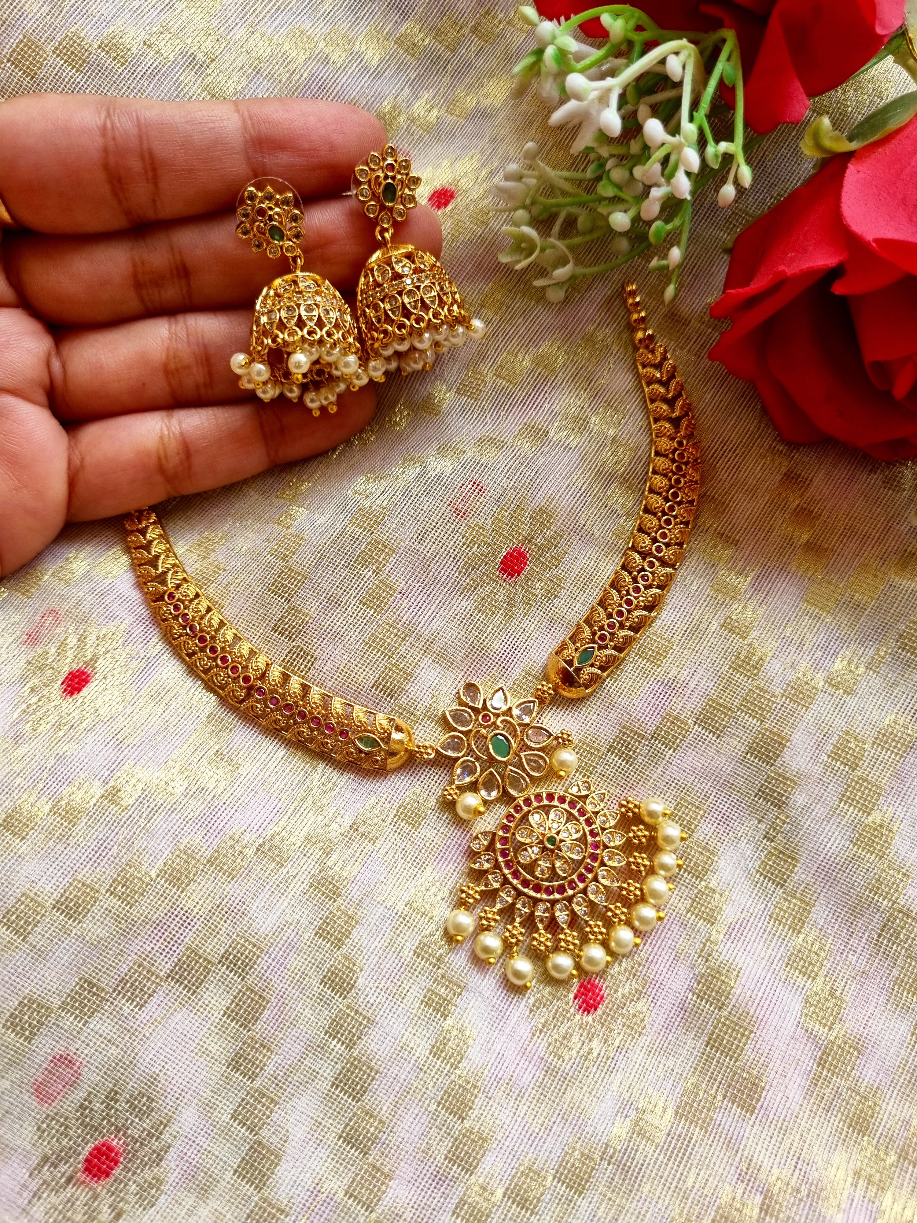 Shree Necklace Set