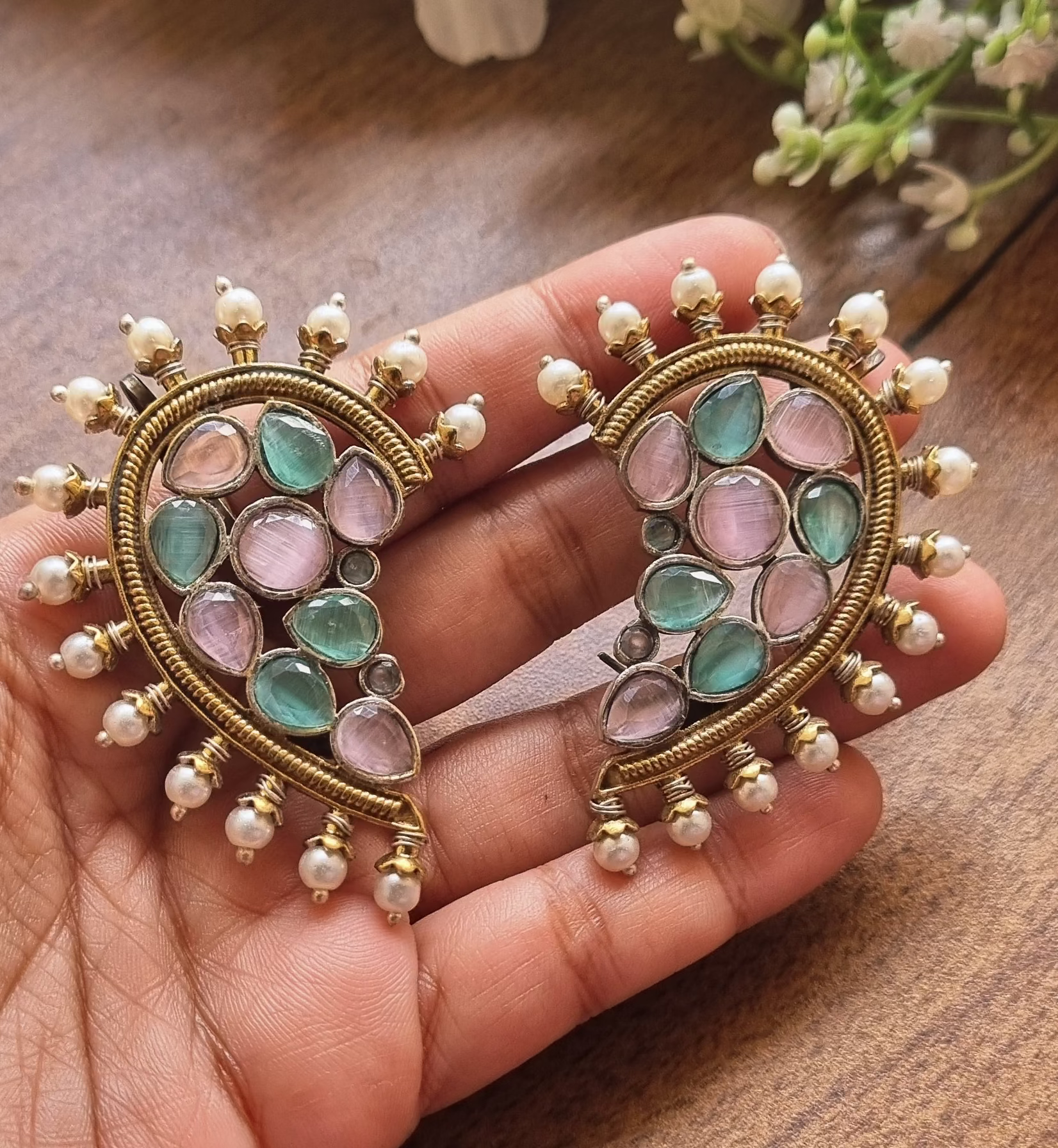 Stone Earcuff Earring