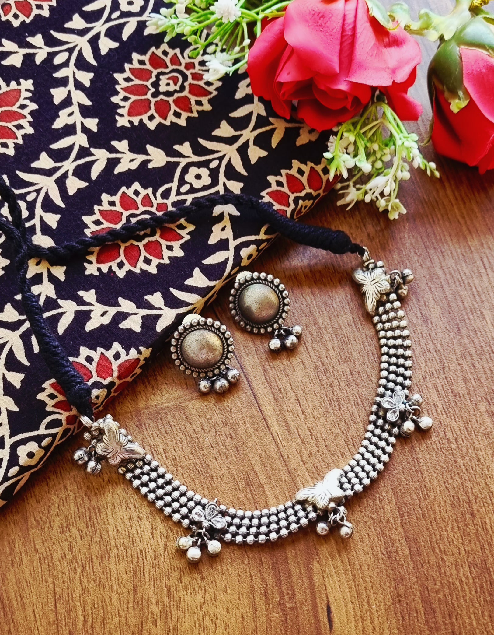 Titli Choker Set