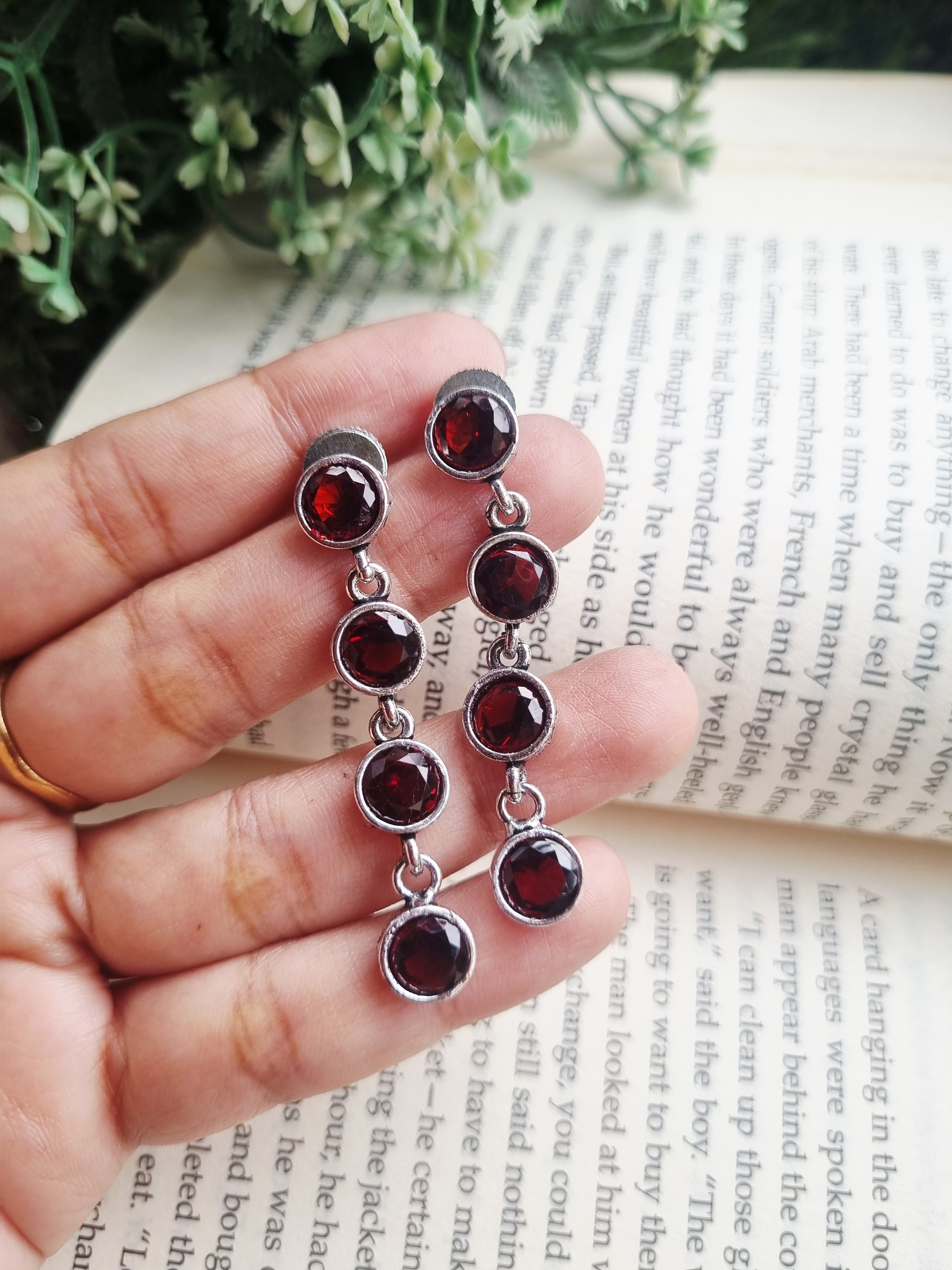 Ila Earring