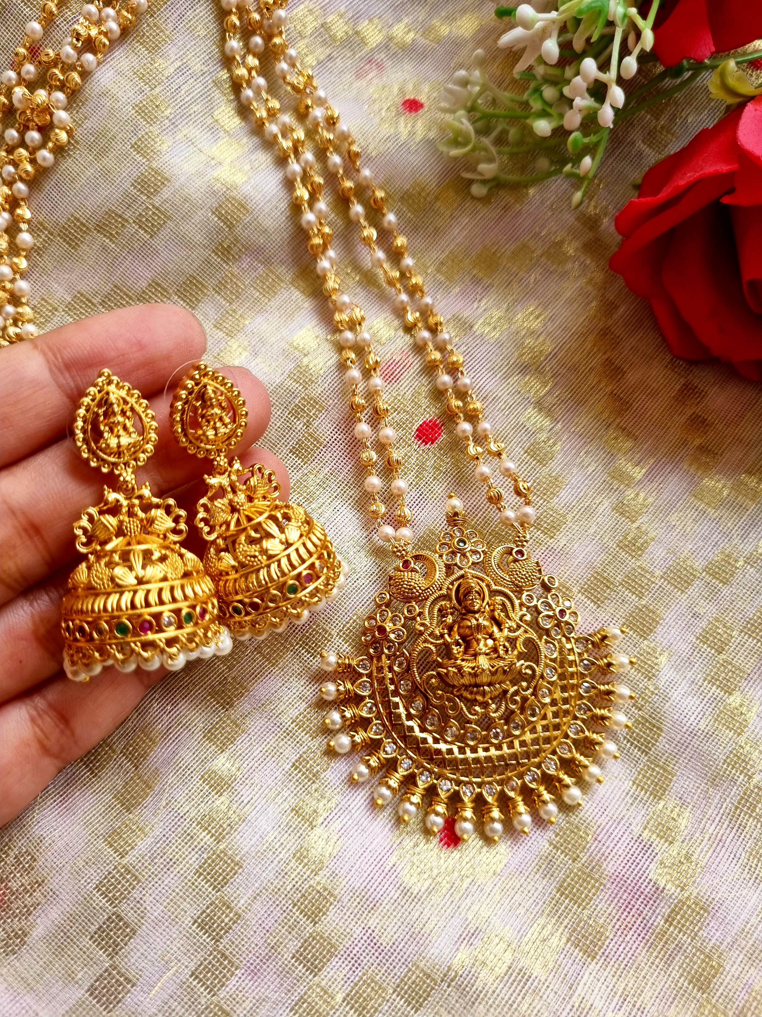 Lakshmi Pearl Set