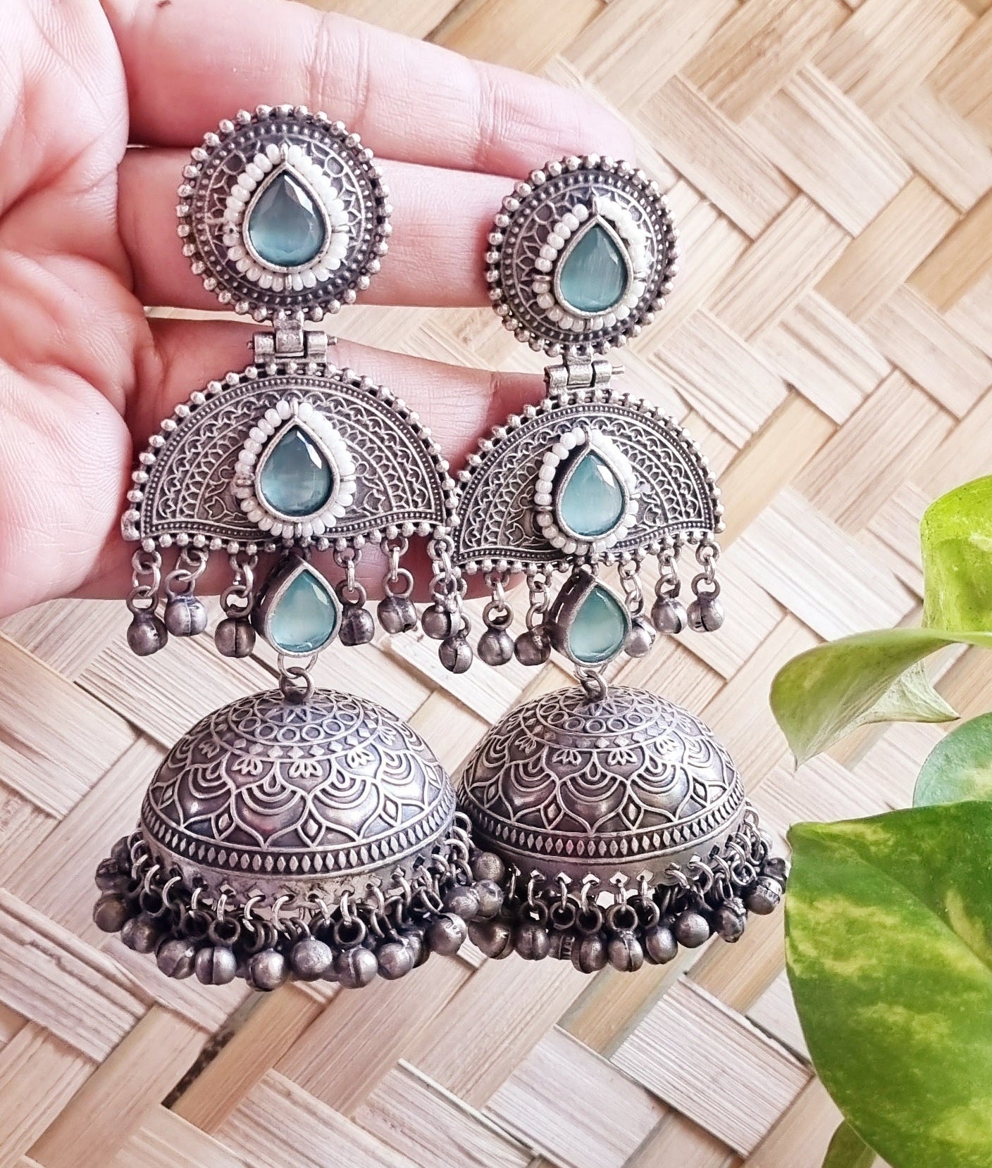 Suhasni Jhumka