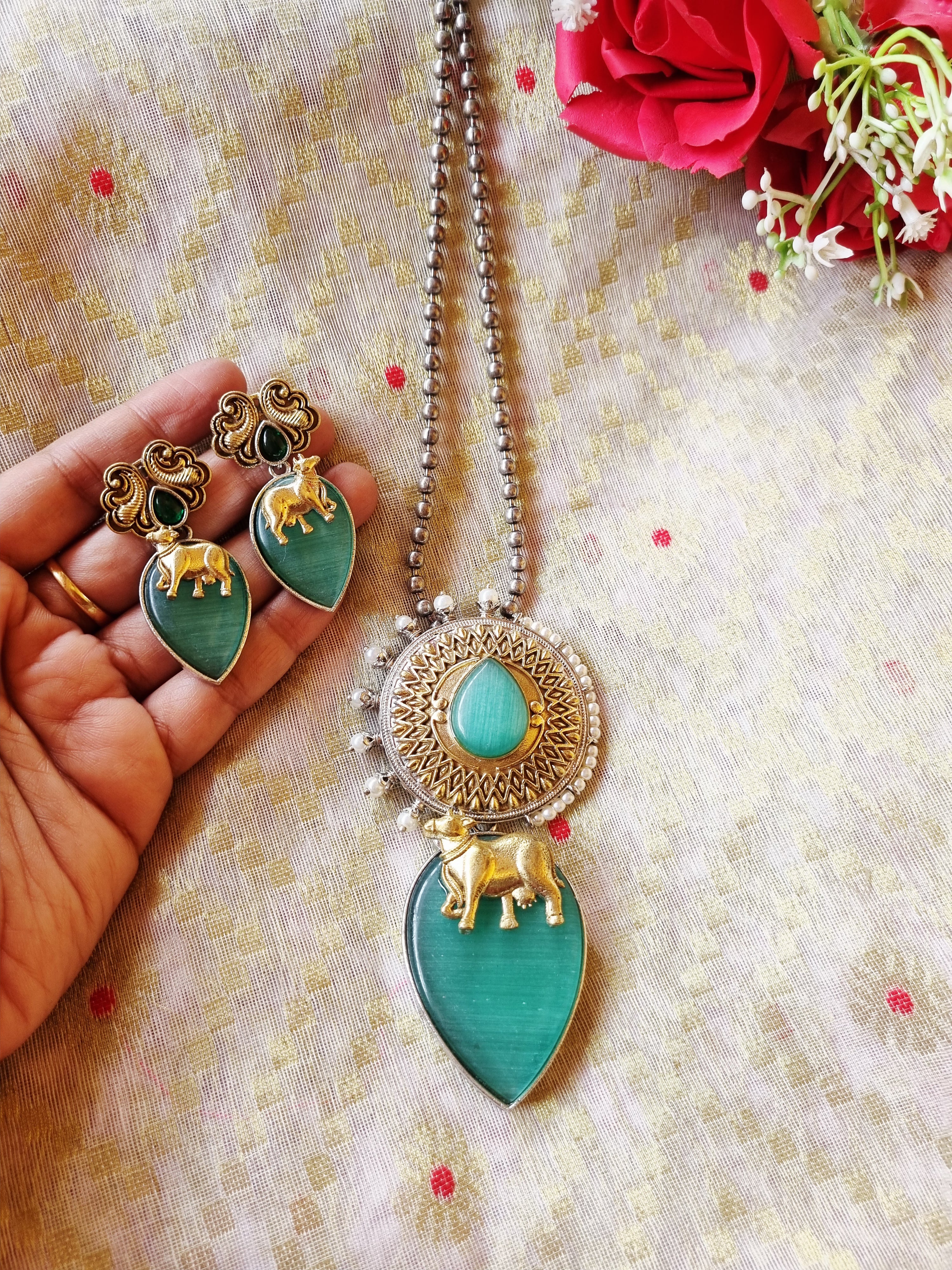 Maya Pendant set